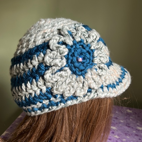crochet hats Accessories - Crochet flower newsboy medium thick wool blend yarn new